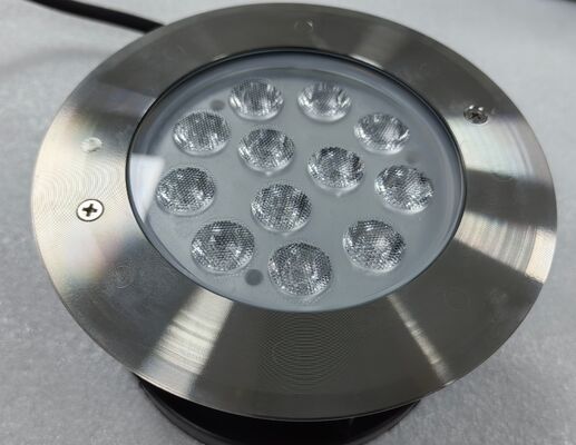Luci LED per Piscina IP68 Illuminazione Subacquea Impermeabile Intervallo di Temperatura Adatto da -20 a 45 Gradi Celsius Peso 1 Chilogrammo