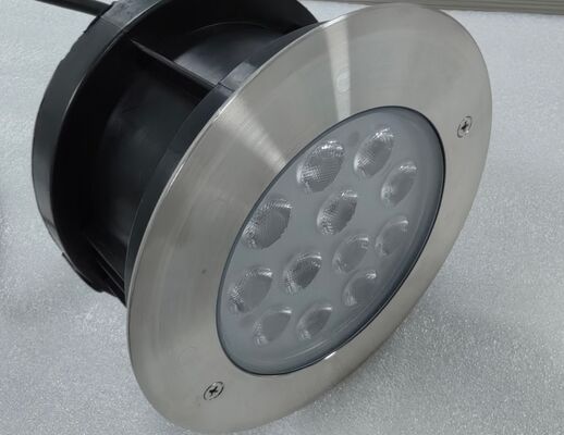 20°C a 45°C Luci di piscina a LED con accensione e spegnimento DMX Dalí telecomando Bianco colore LED Ideale per l'illuminazione di piscina energetica
