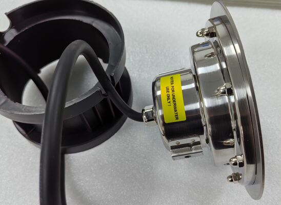 RGB Color Changing LED Pool Lampade IP68 impermeabile con angolo di raggio di 60 gradi Soluzioni di illuminazione subacquea