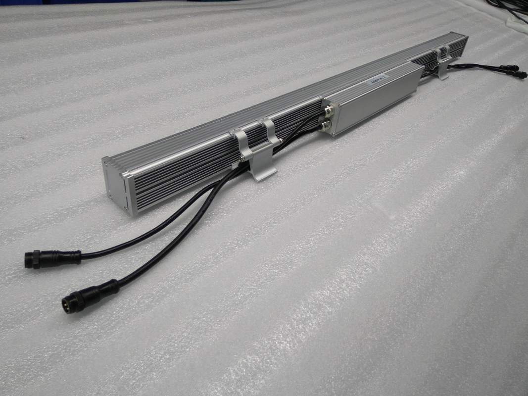 Profili di parete LED in alluminio G Color per soluzioni di illuminazione personalizzabili e versatili