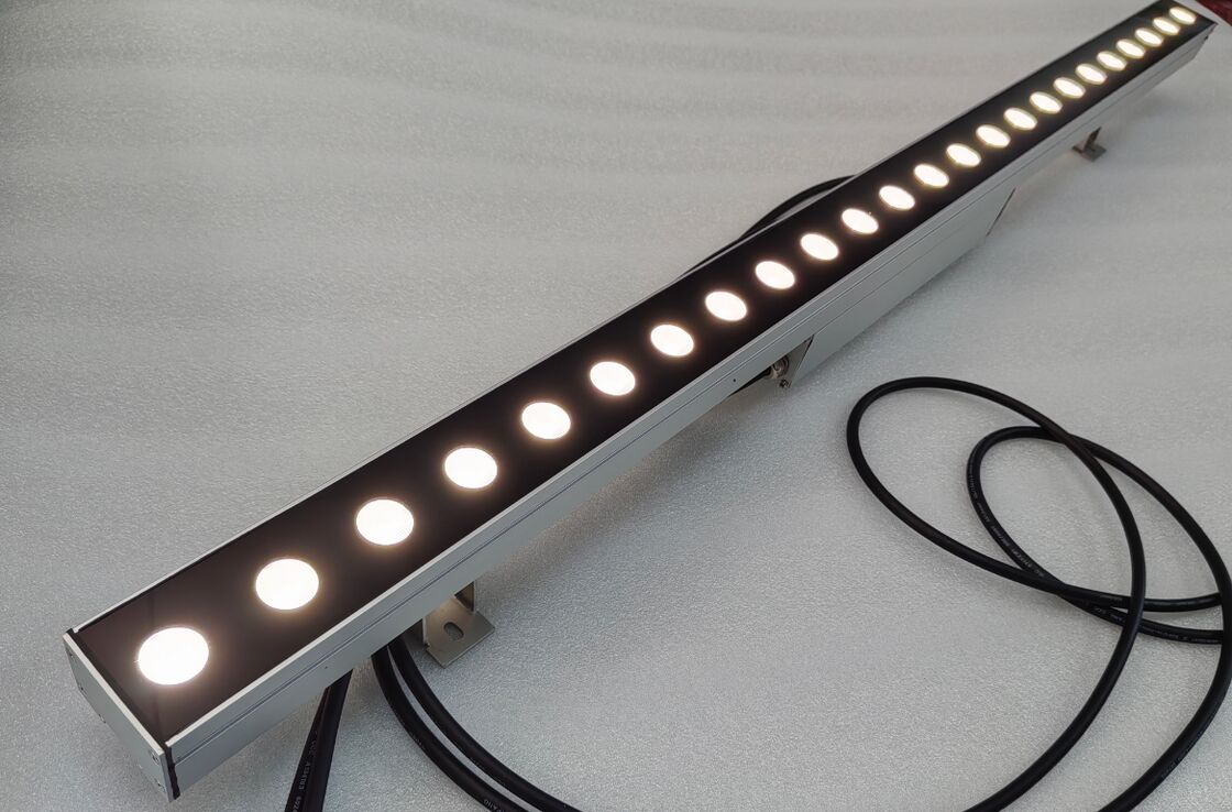 Accensione e spegnimento o DMX512 Modus di controllo Luci a LED per lavastoviglie 18-48W Potenza con angolo di 20°x60° 30° 60° 90° Ideale per l'illuminazione di facciata
